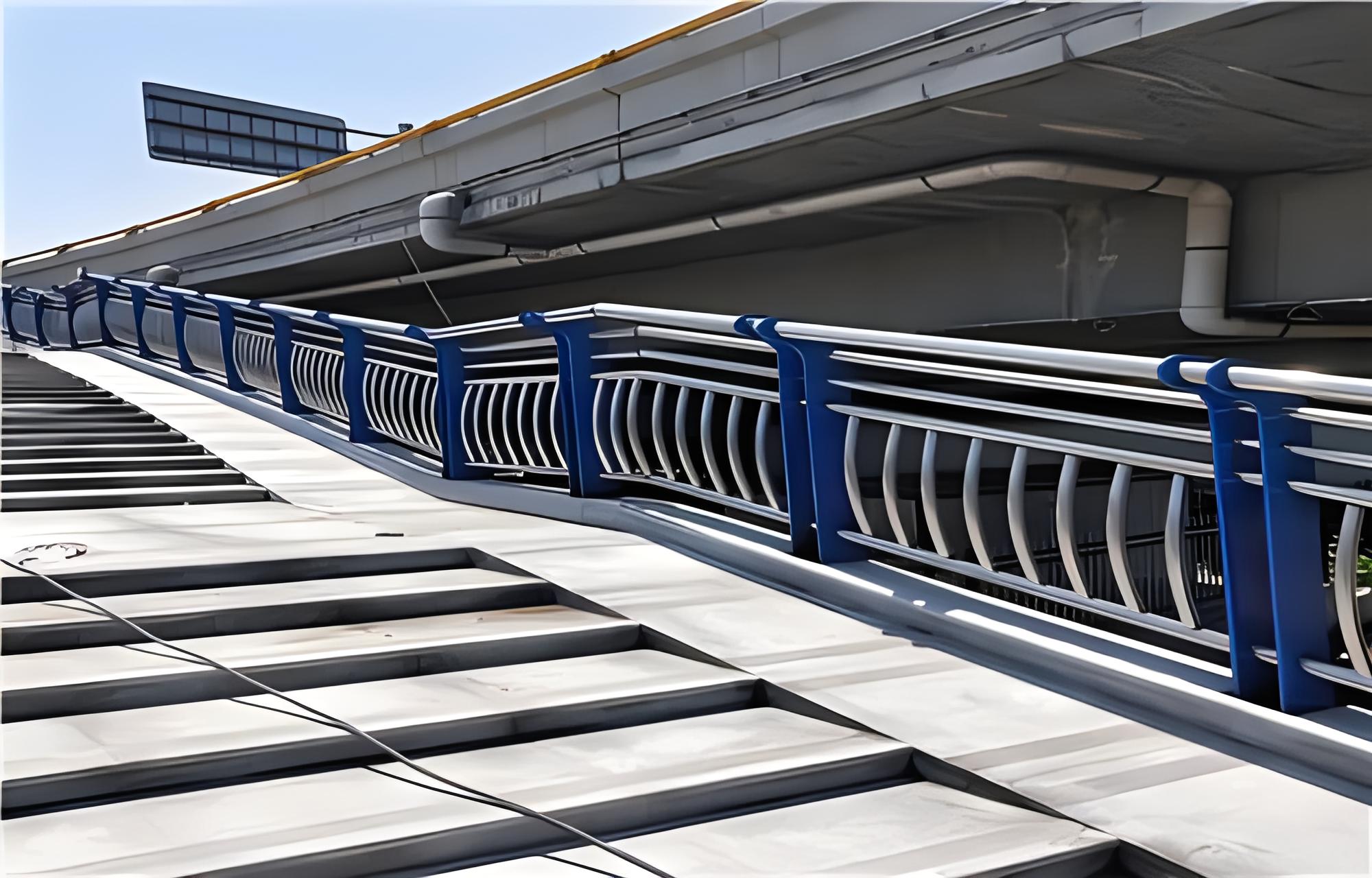 榆林不锈钢桥梁护栏维护方案：确保安全，延长使用寿命